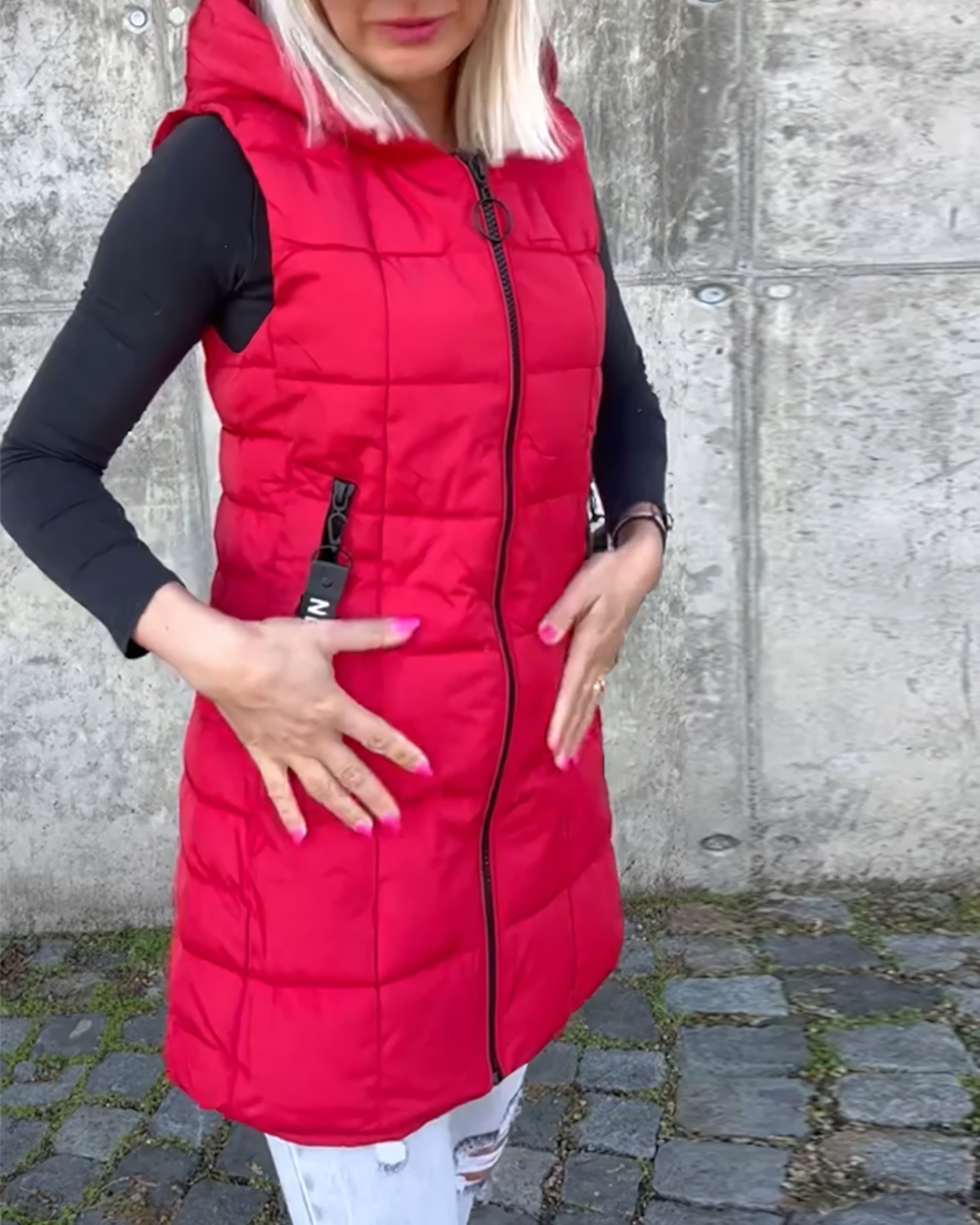 Adela Sleeveless Padded Coat - Warmth and Style in an Iconic Piece
