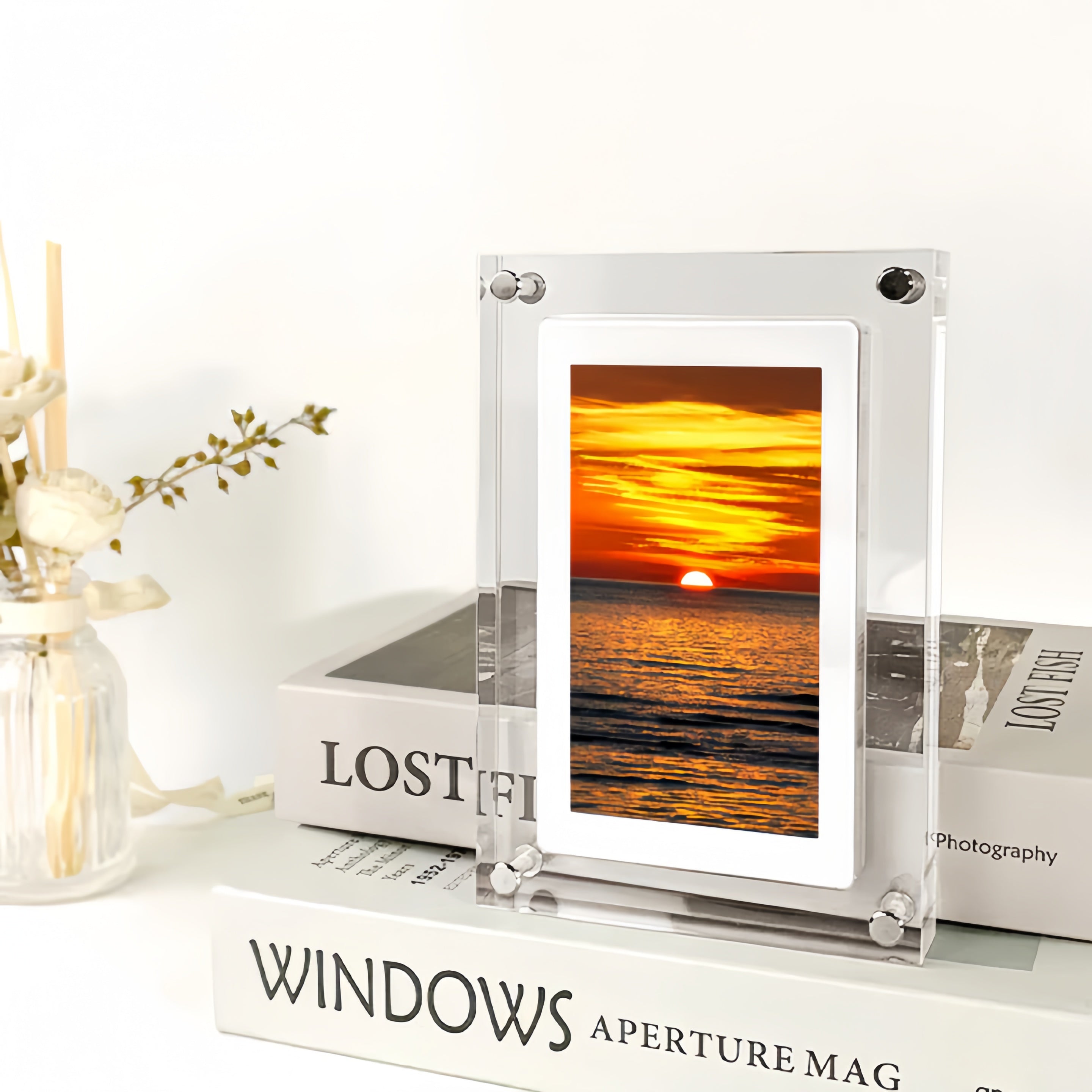 The Souvenir Frame - Relive Your Most Cherished Memories