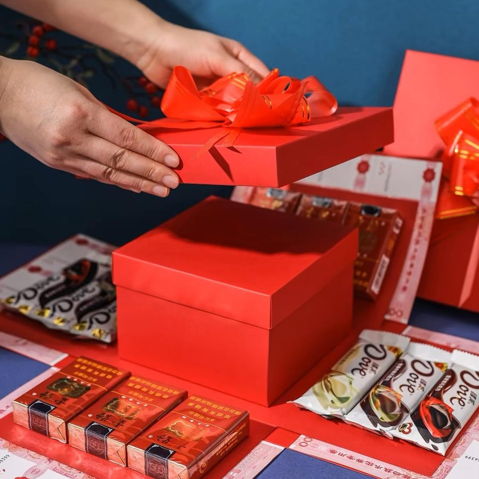 Surprise Box — Unforgettable Moments Full of Emotion