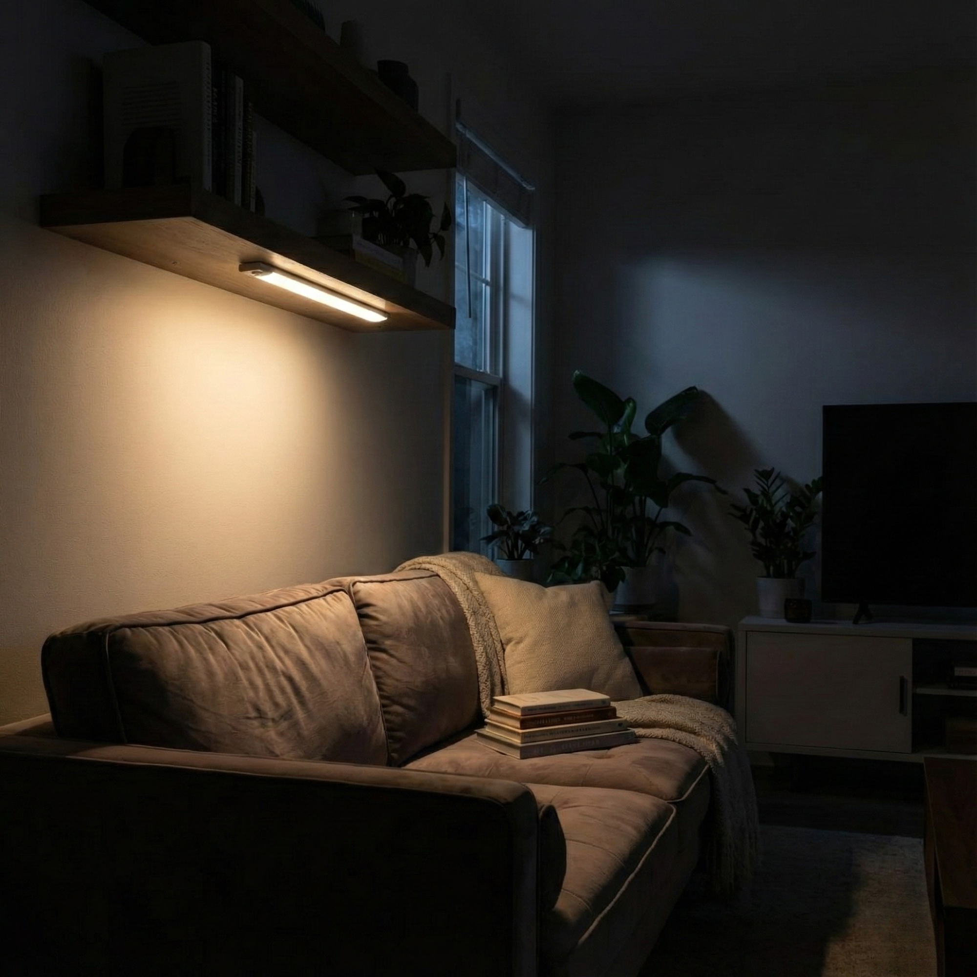 ARIVEX™ MotionBeam Light That Moves With You