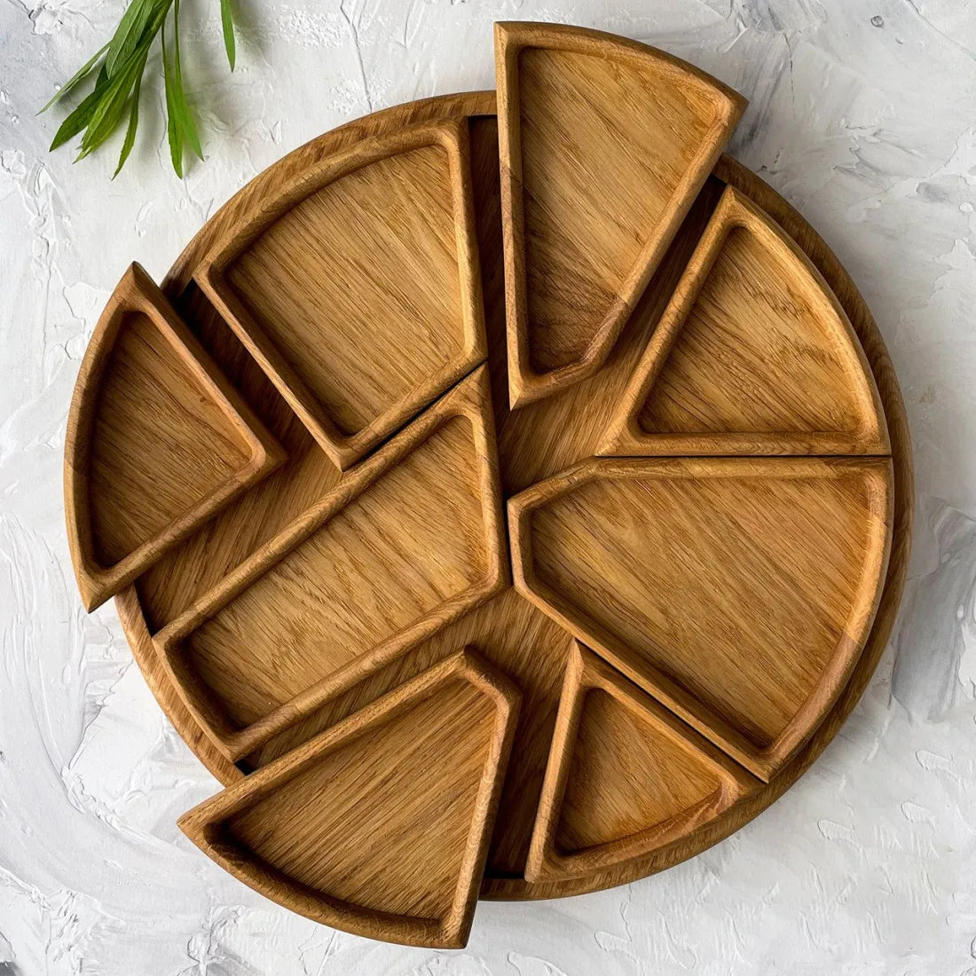 Wooden Serving Tray – A Stylish Centrepiece for Every Occasion
