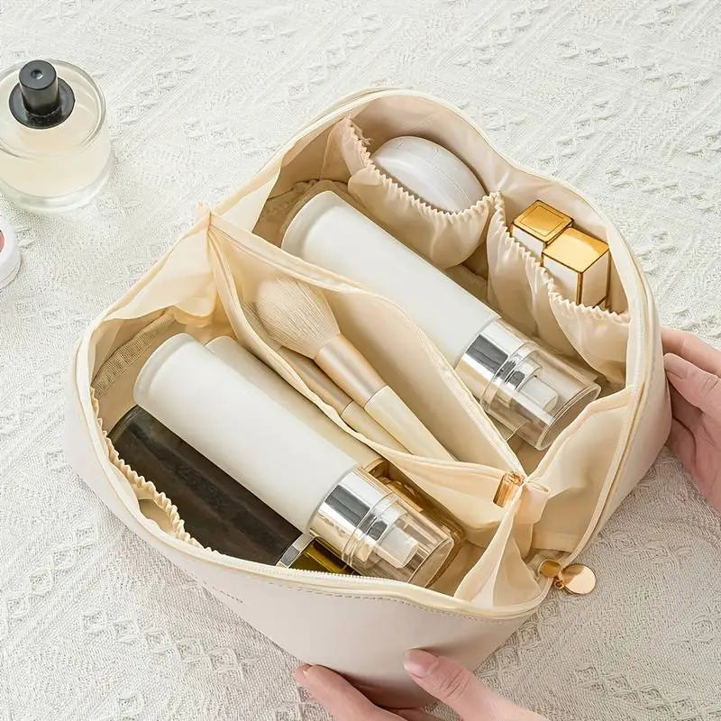 GlamourBox - Elegant High-Capacity Toiletry Bag