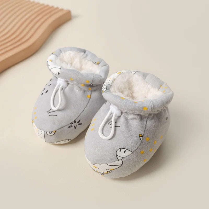 CozyBaby™ – Warmth & Comfort for Little Feet